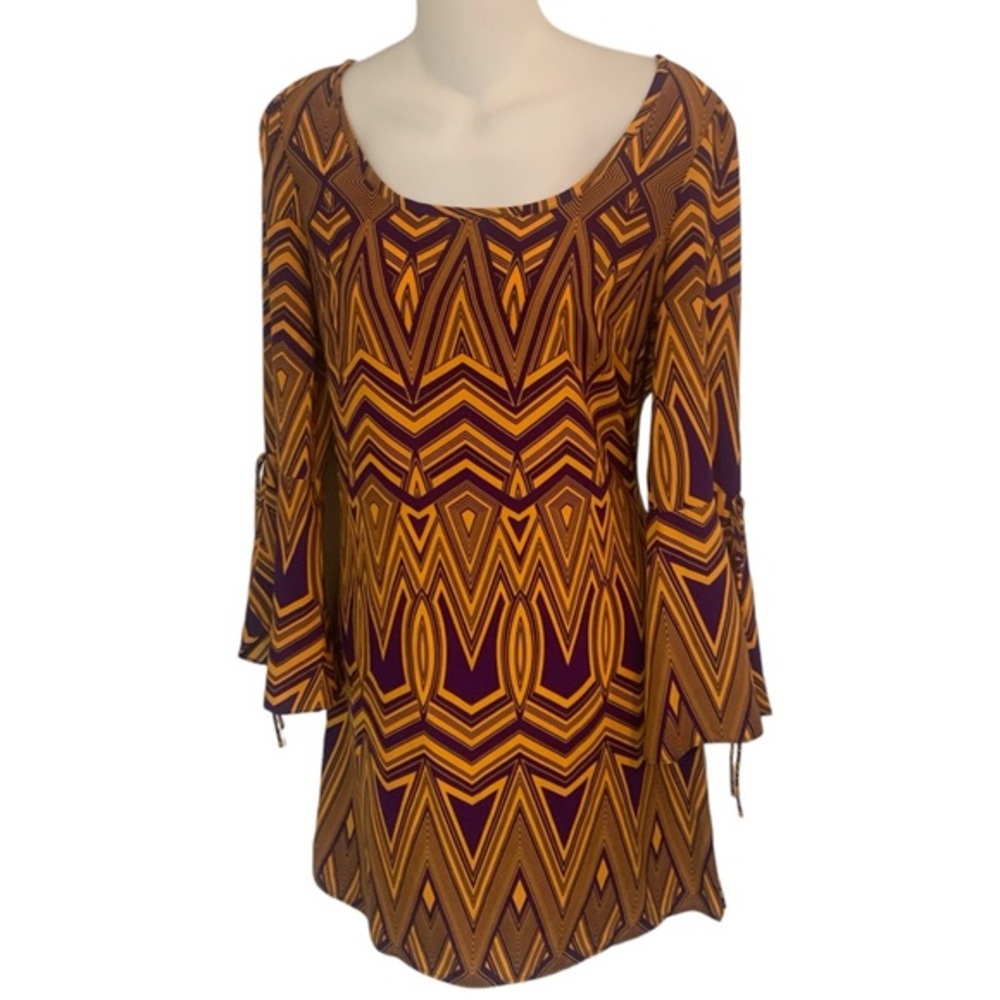 J&M CLOTHING Gameday DRESS Size S Bell Sleeve PURPLE GOLD Yellow JM
